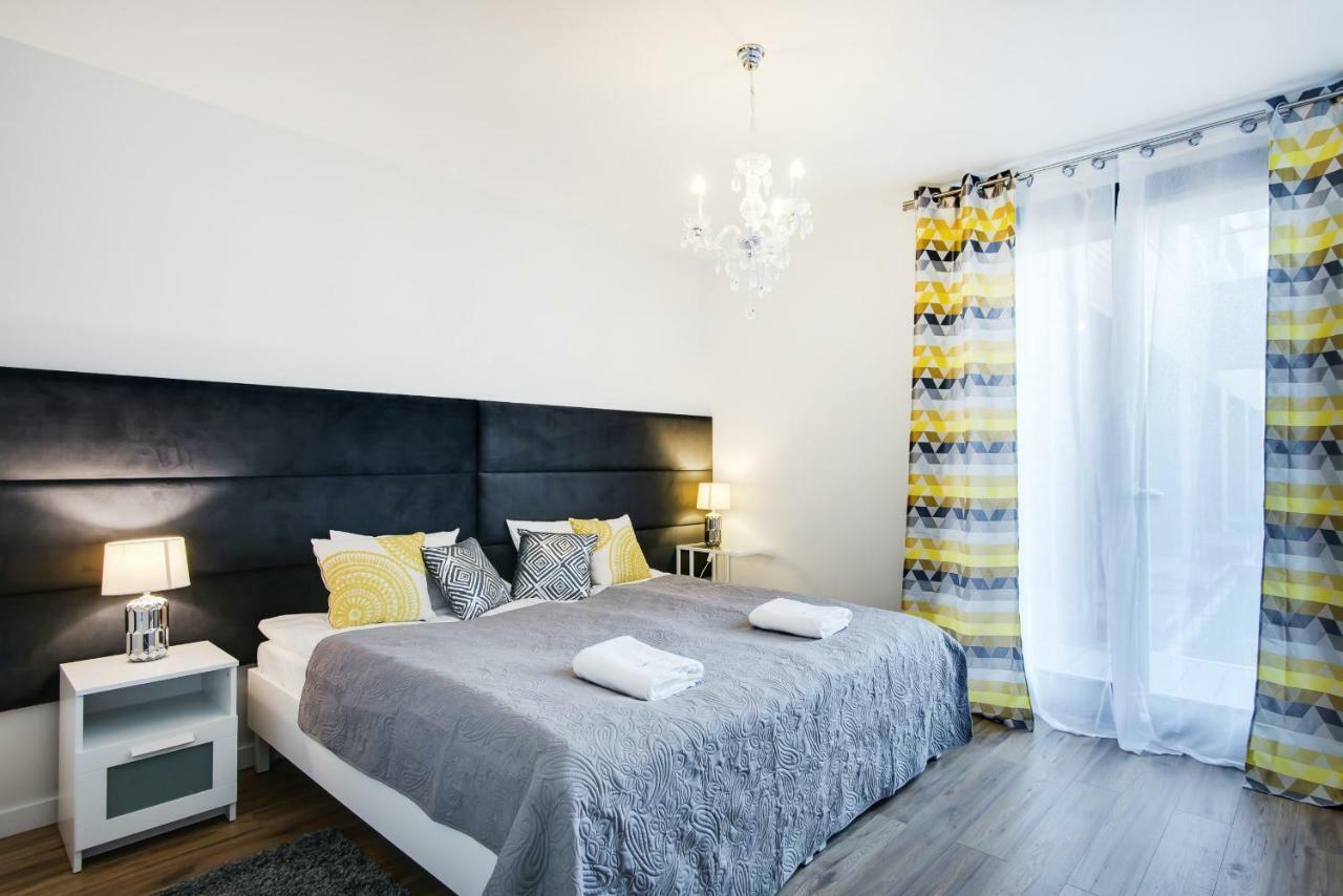 Apartments Cracow Wawrzynca By Noclegi Renters Krakow Dış mekan fotoğraf